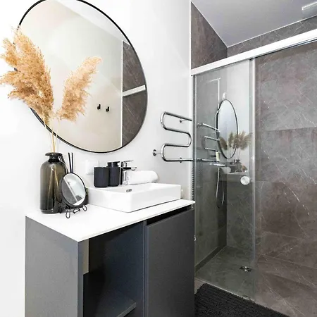 Mano Jura 3 Apartments, By Cohost
