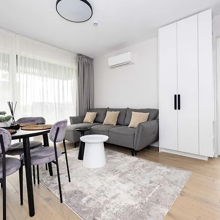 Mano Jura 3 Apartments, By Cohost